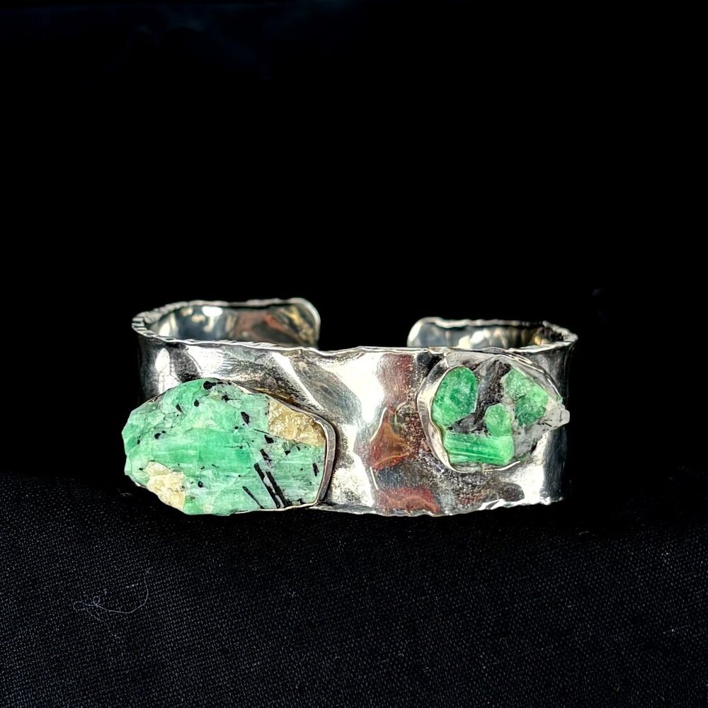 Raw Emerald & Sterling Silver Vintage Adjustable Cuff Bracelet – Unique Handmade